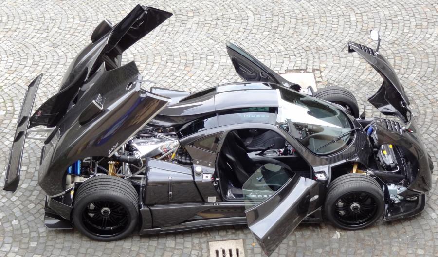 Pagani Zonda 760 RS 2012 года  (фото 6 из 7)